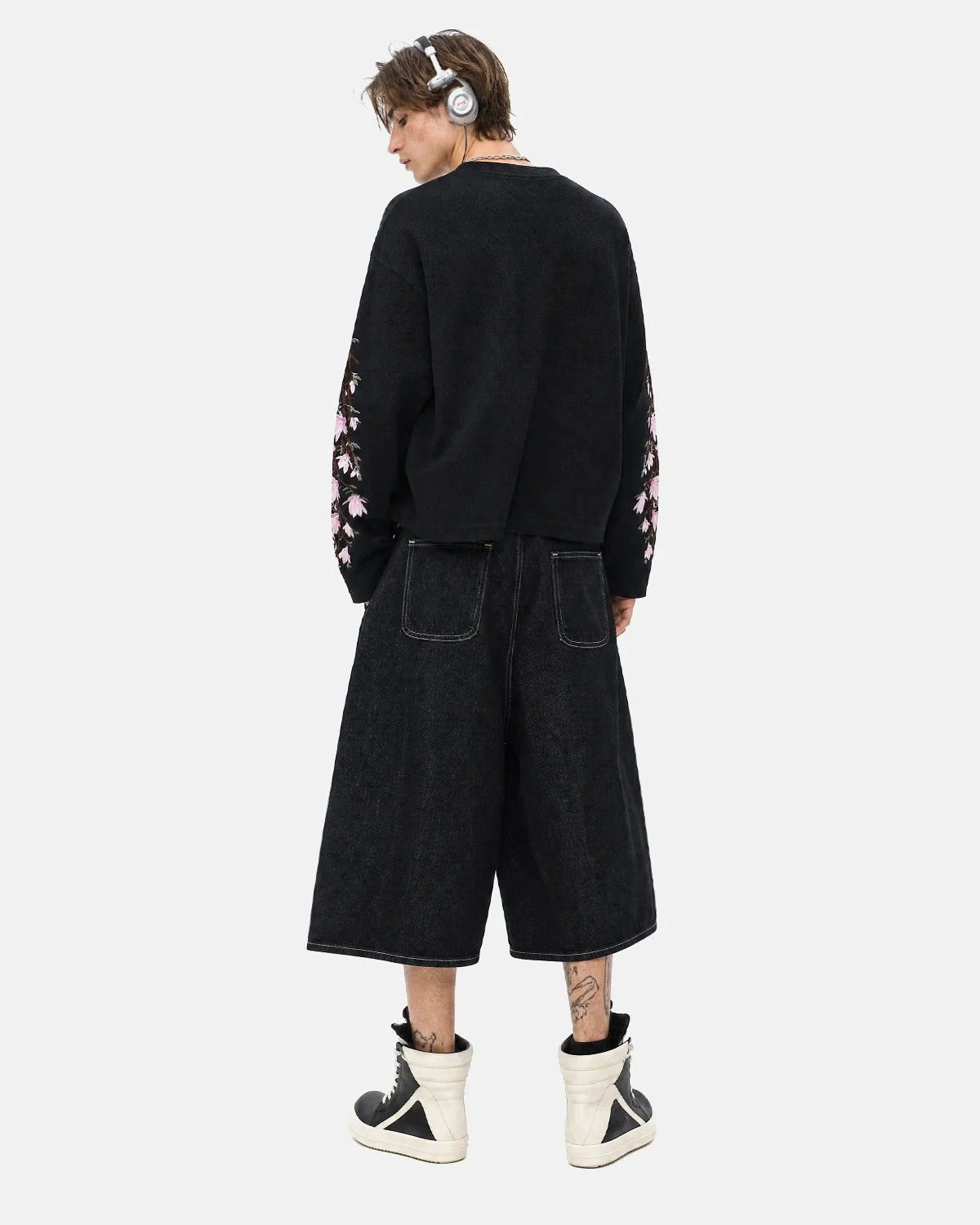 Omygoods Floral Embroidered Waffle T-Shirt