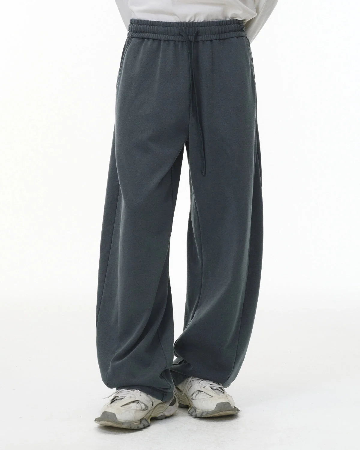 Omygoods Garment Wash French Terry Straight-Leg Sweatpant