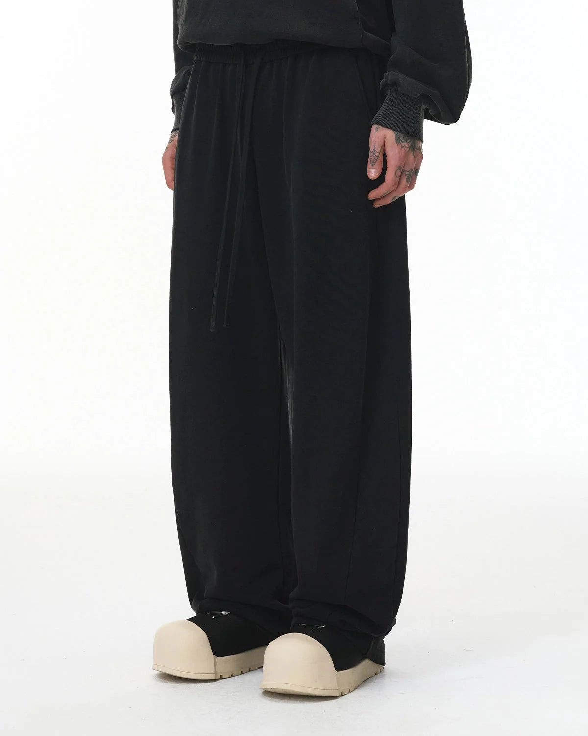 Omygoods Garment Wash French Terry Straight-Leg Sweatpant