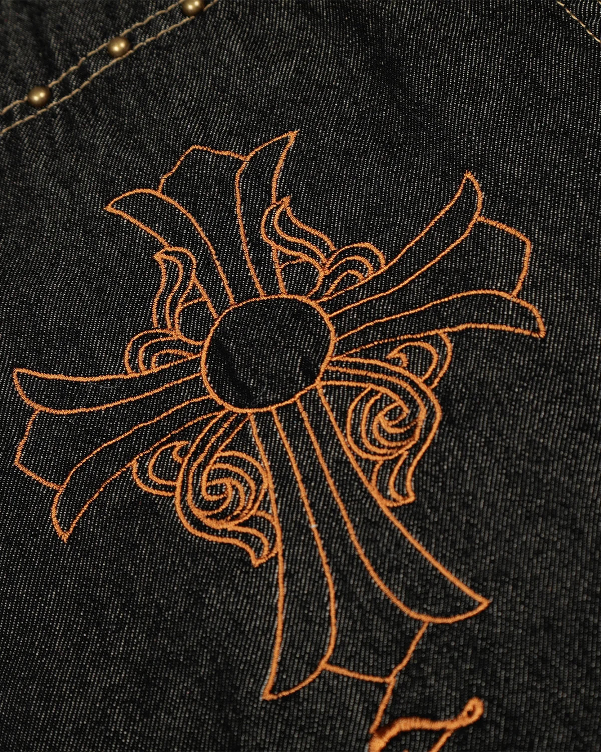 Omygoods Gothic Cross Embroidery Barrel Jeans