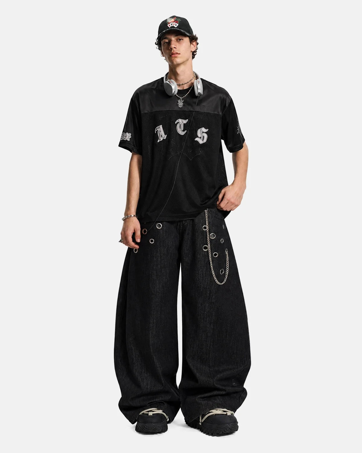 Omygoods Gothic Embroidered Mesh Jersey