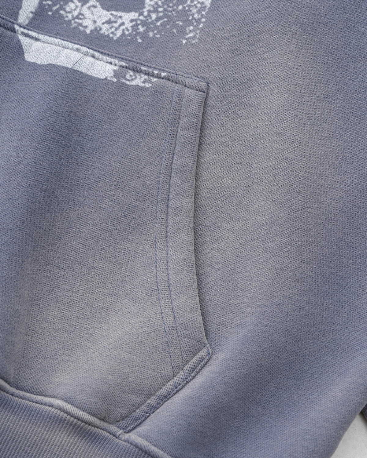 Omygoods Graffiti Print Washed Fleece Hoodie