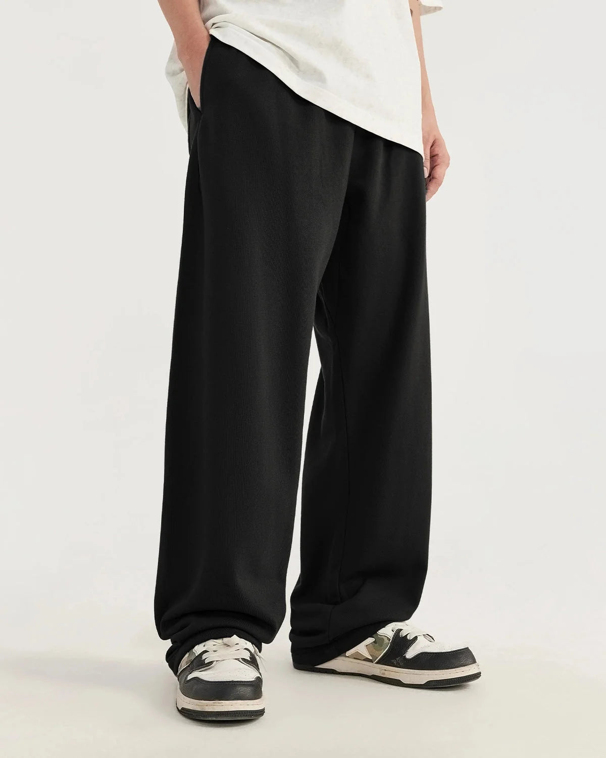 Omygoods Heavyweight Straight-Leg Sweatpant