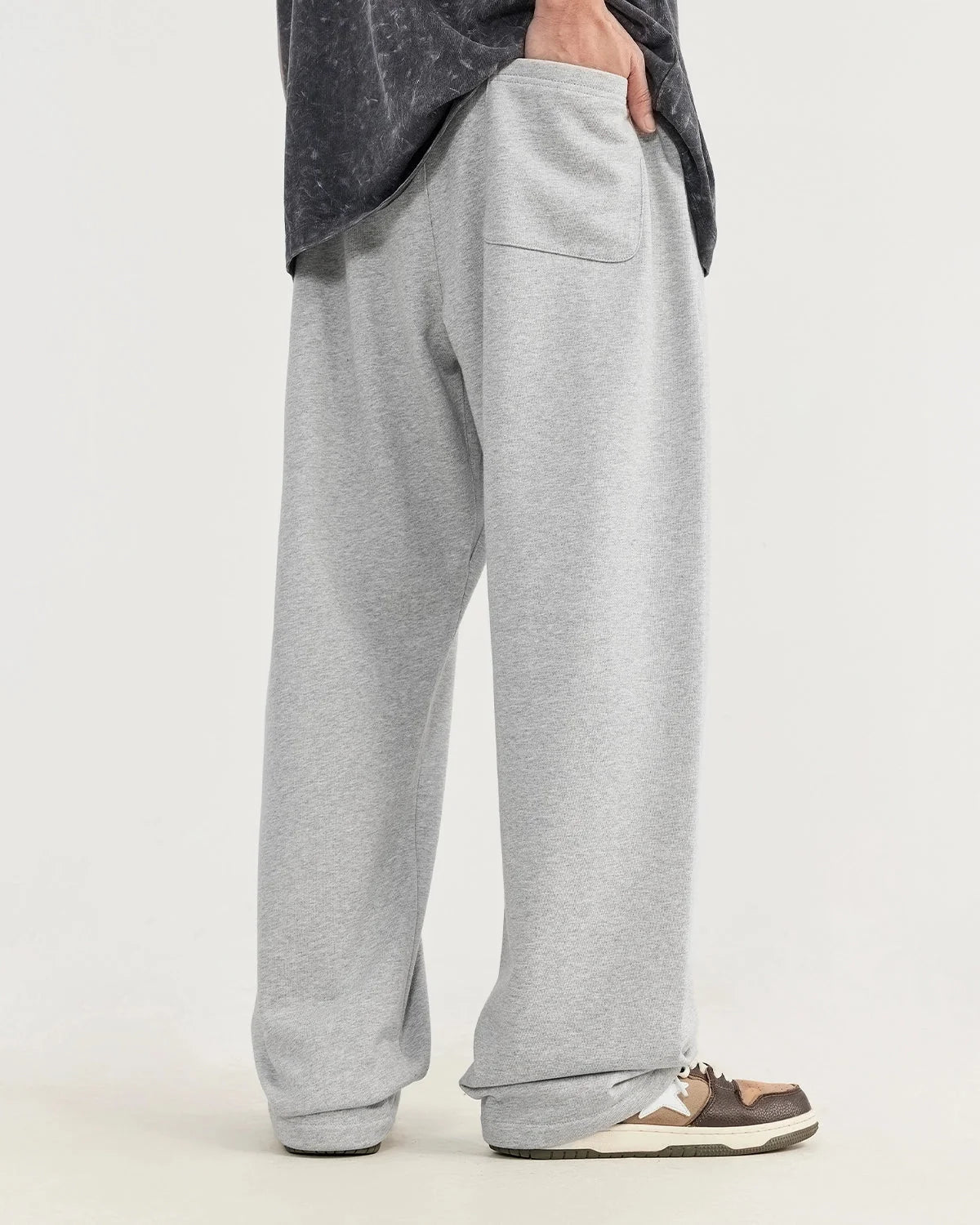 Omygoods Heavyweight Straight-Leg Sweatpant