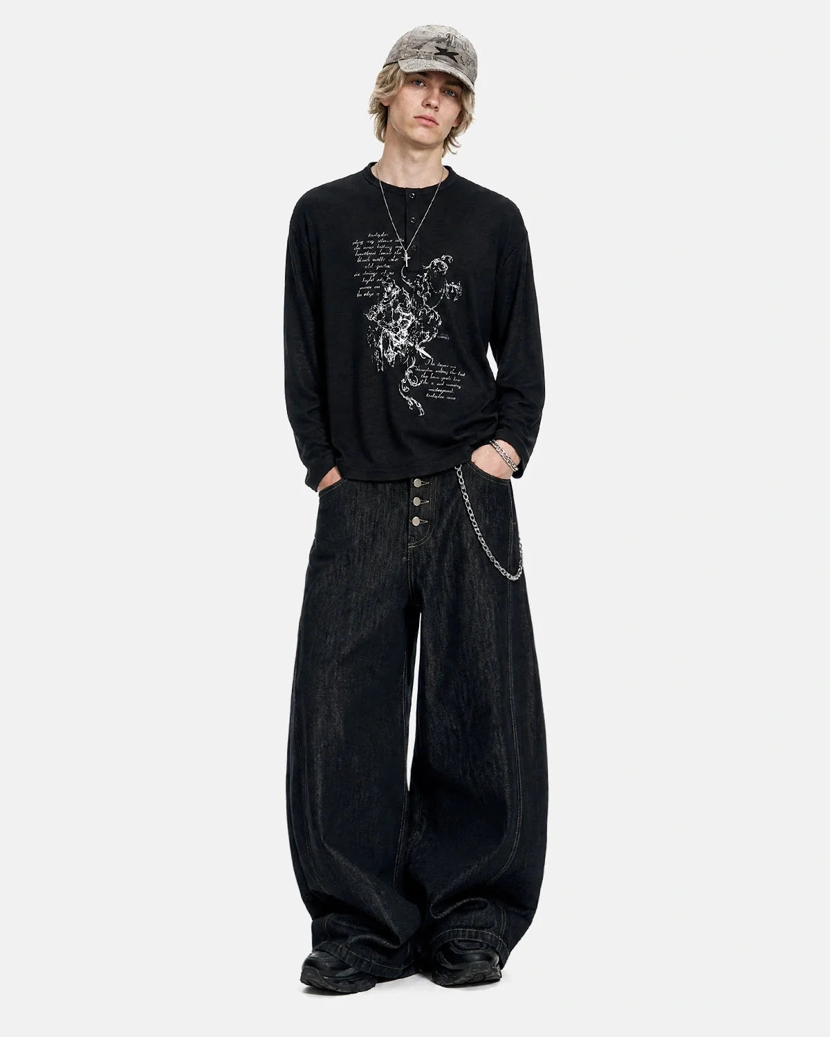 Omygoods Knight Graphic Henley Long Sleeve T-Shirt
