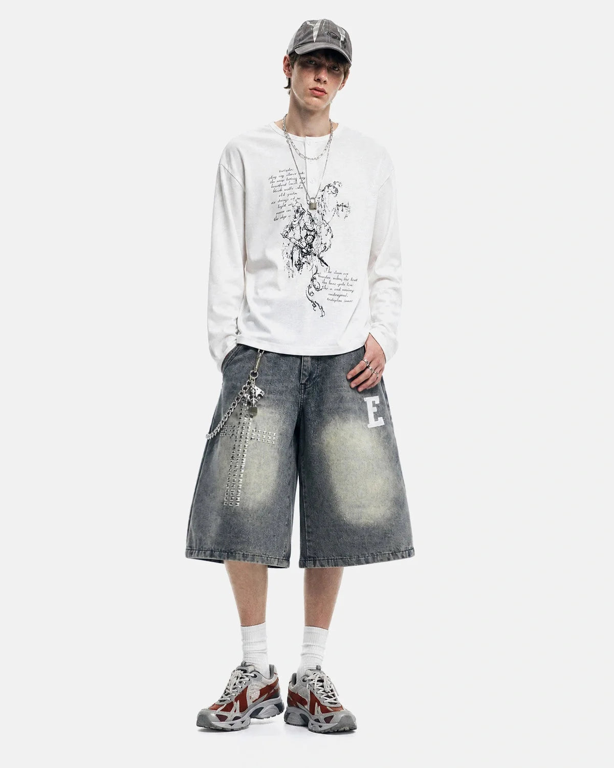 Omygoods Knight Graphic Henley Long Sleeve T-Shirt