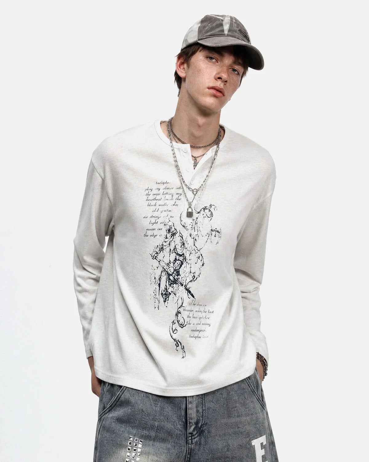 Omygoods Knight Graphic Henley Long Sleeve T-Shirt