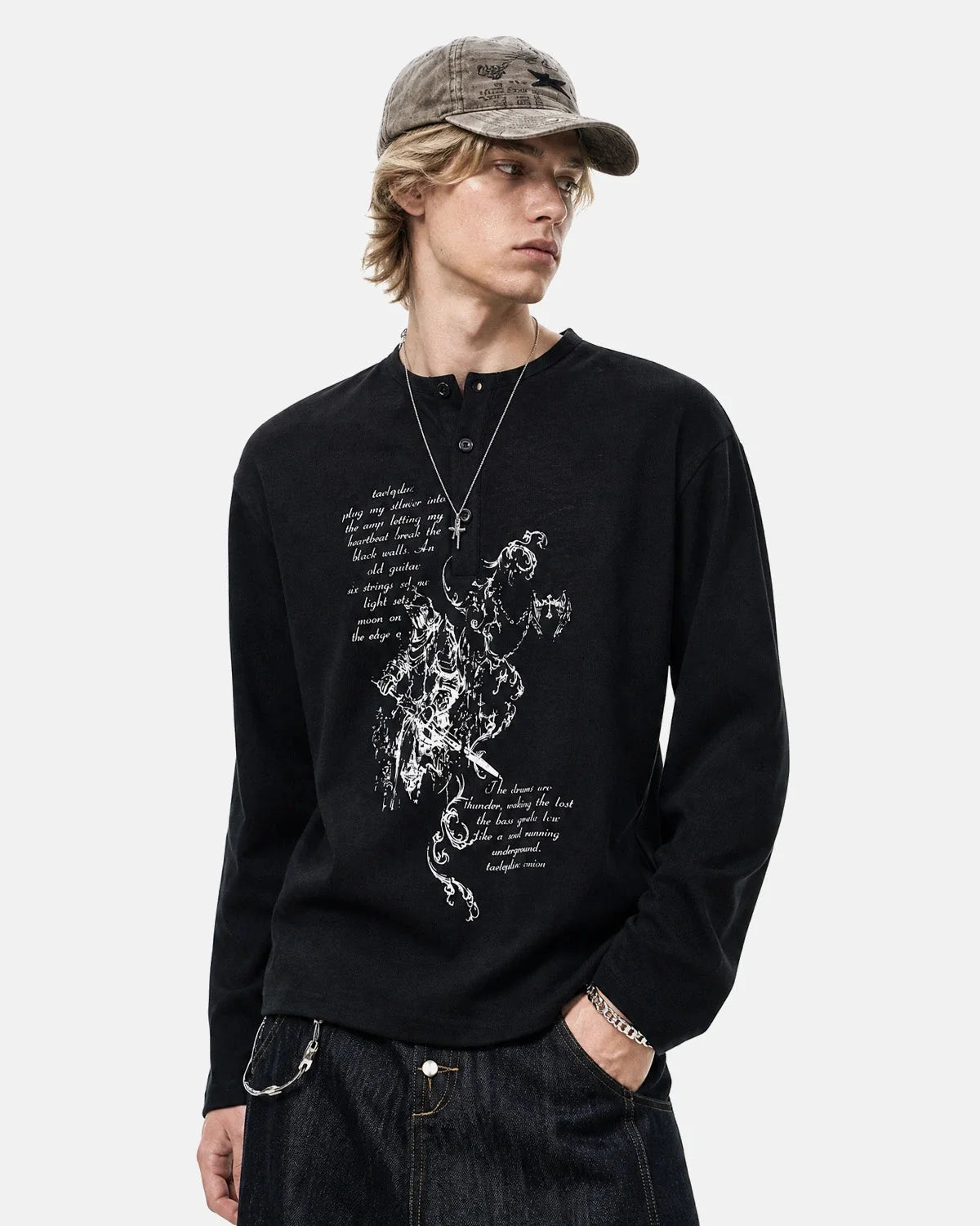 Omygoods Knight Graphic Henley Long Sleeve T-Shirt