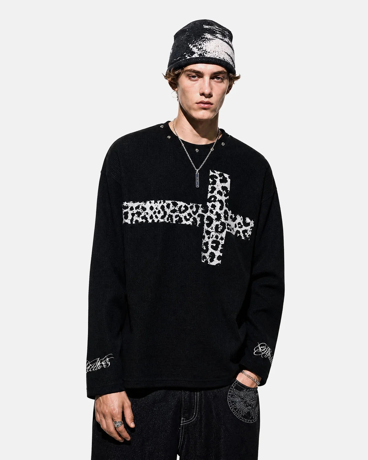 Omygoods Leopard Cross Graphic Waffle T-Shirt