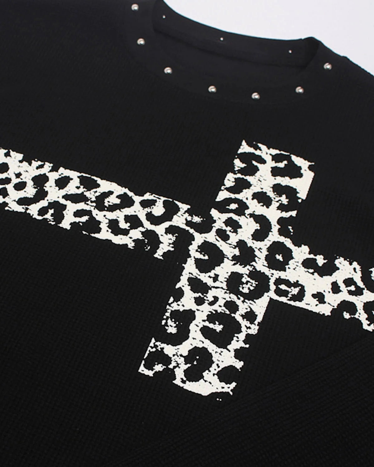 Omygoods Leopard Cross Graphic Waffle T-Shirt