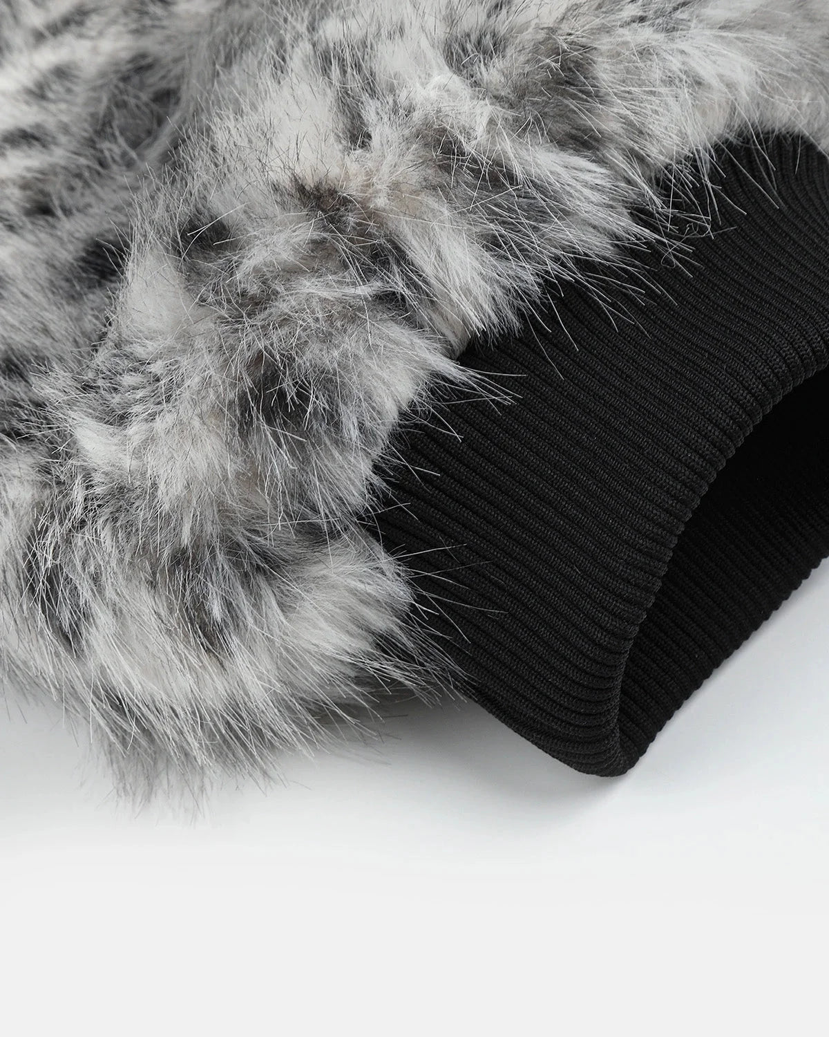 Omygoods Leopard Faux Fur Bomber Jacket