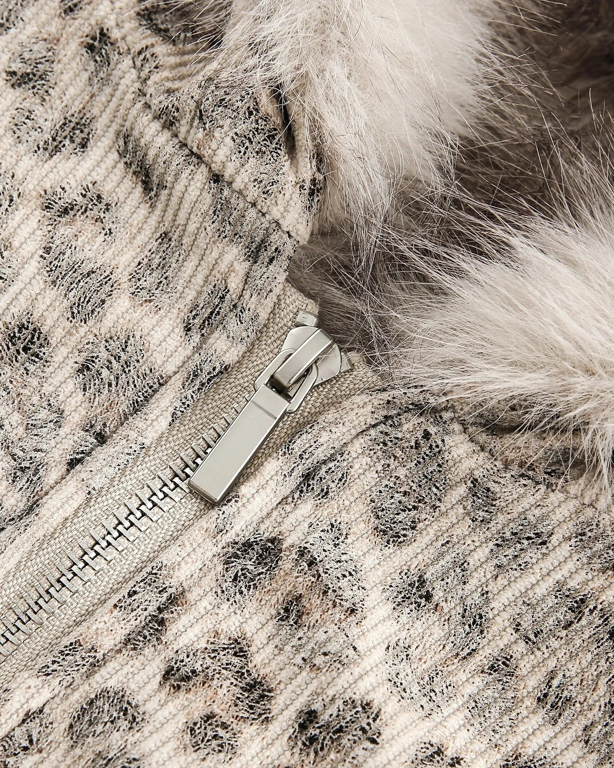 Omygoods Leopard Faux Fur Lined Bomber Jacket