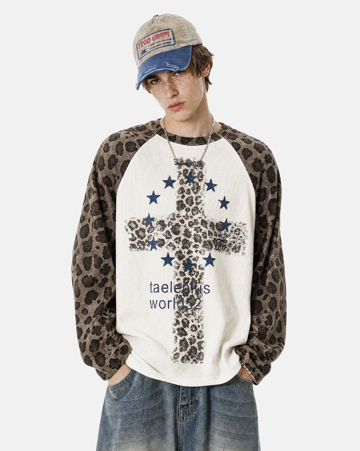 Omygoods Leopard Graphic Waffle Long Sleeve T-Shirt
