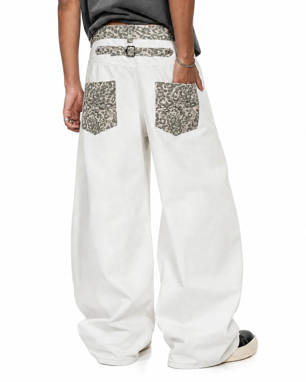 Omygoods Leopard Patch Barrel Jeans