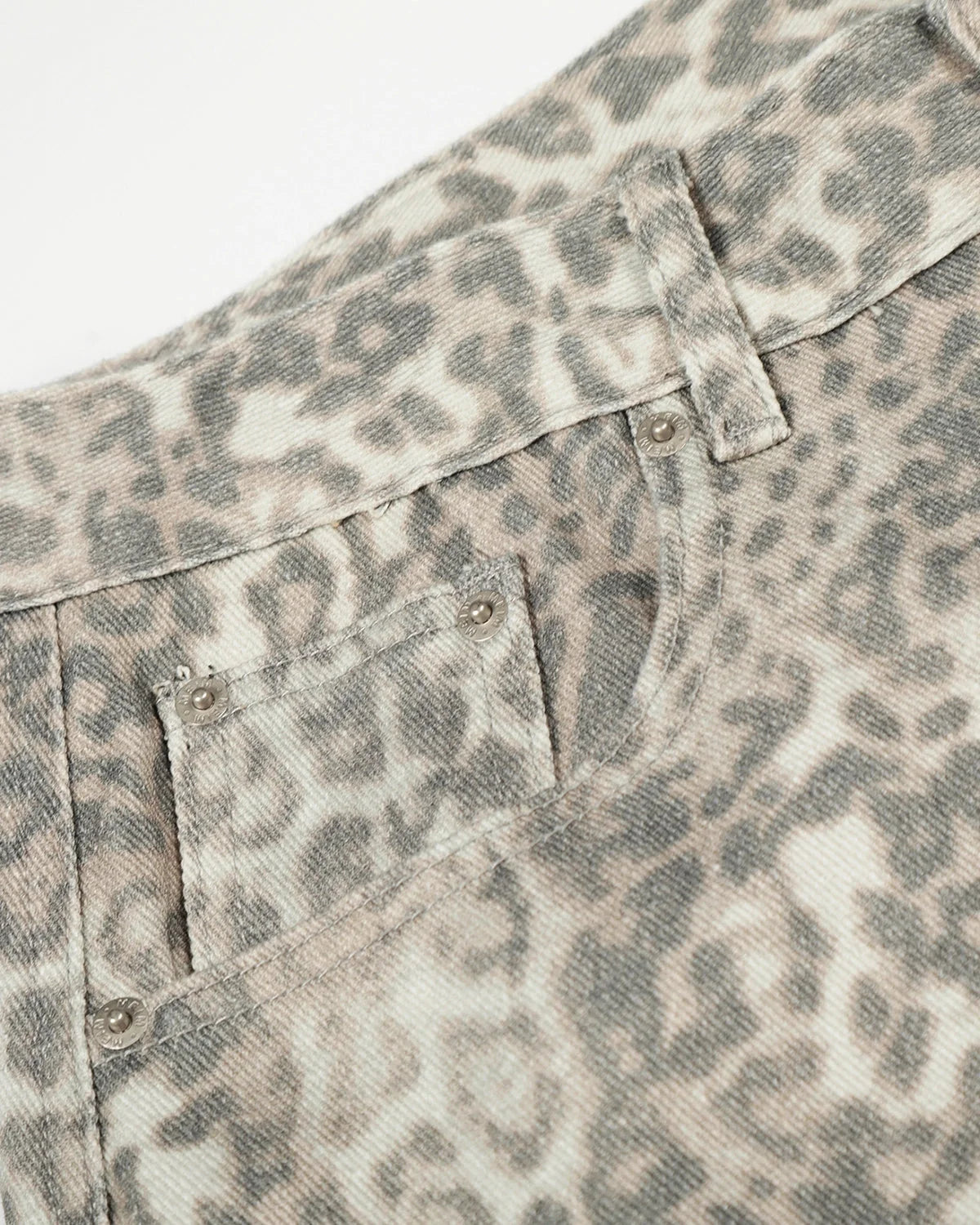 Omygoods Leopard Pattern Cargo Barrel Pants