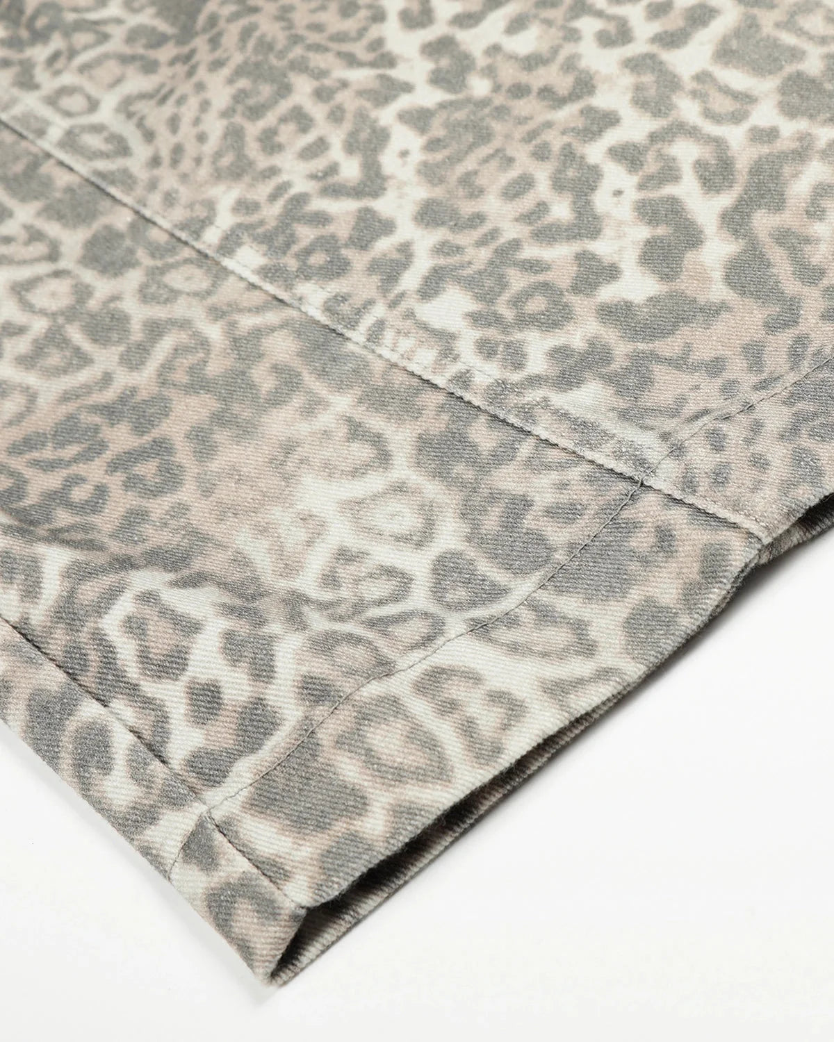 Omygoods Leopard Pattern Cargo Barrel Pants