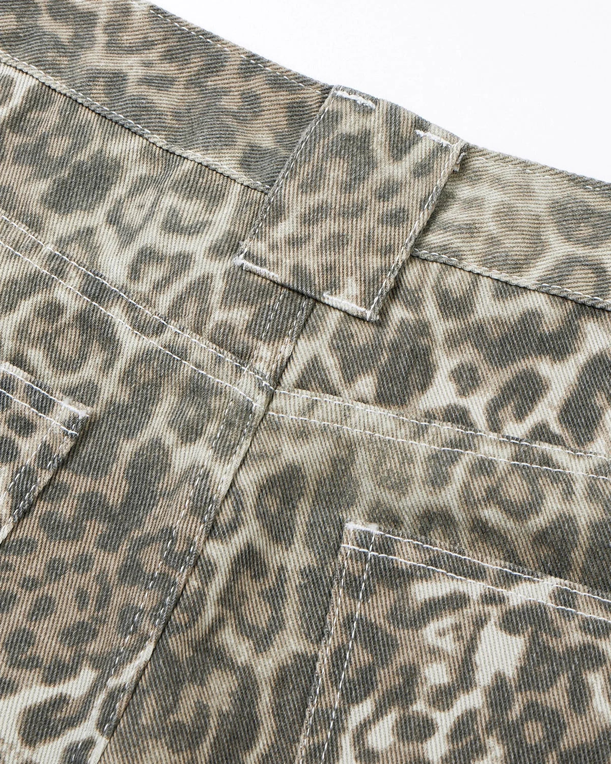 Omygoods Leopard Print Baggy Shorts