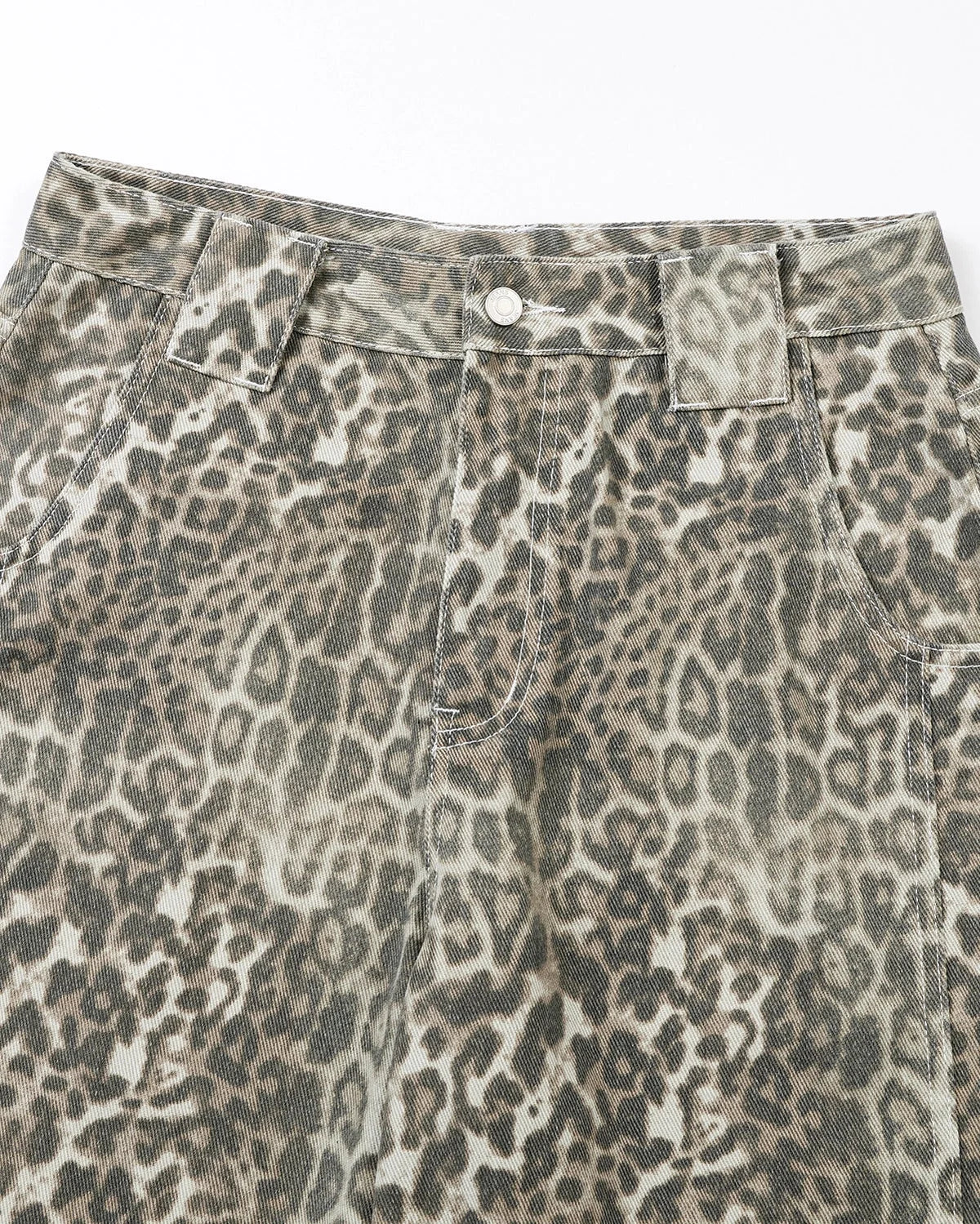 Omygoods Leopard Print Baggy Shorts
