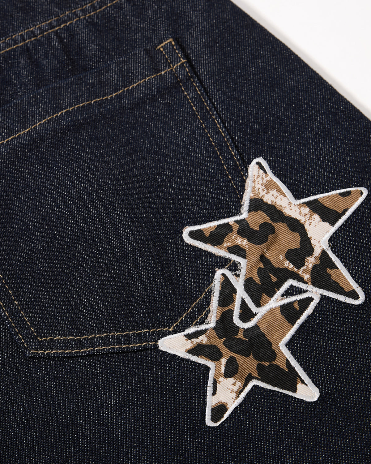 Omygoods Leopard Star Patch Barrel Jeans