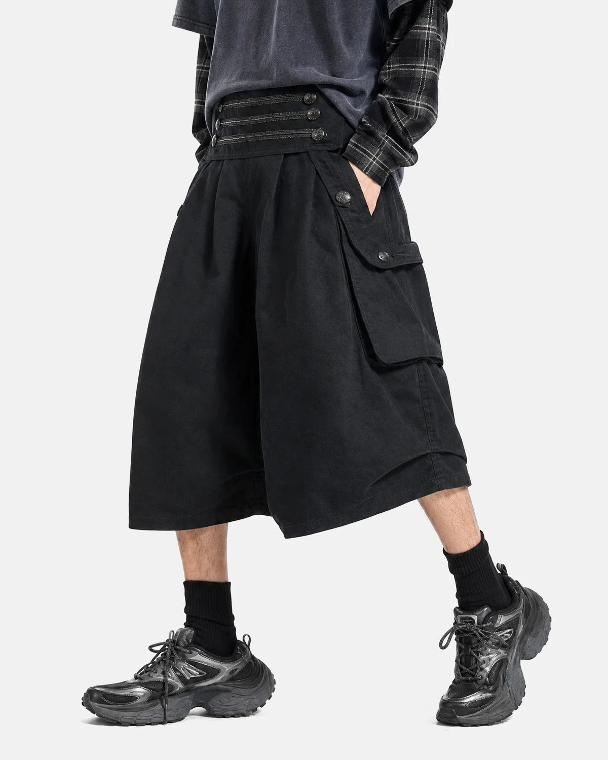 Omygoods Metal Button Longline Cargo Shorts