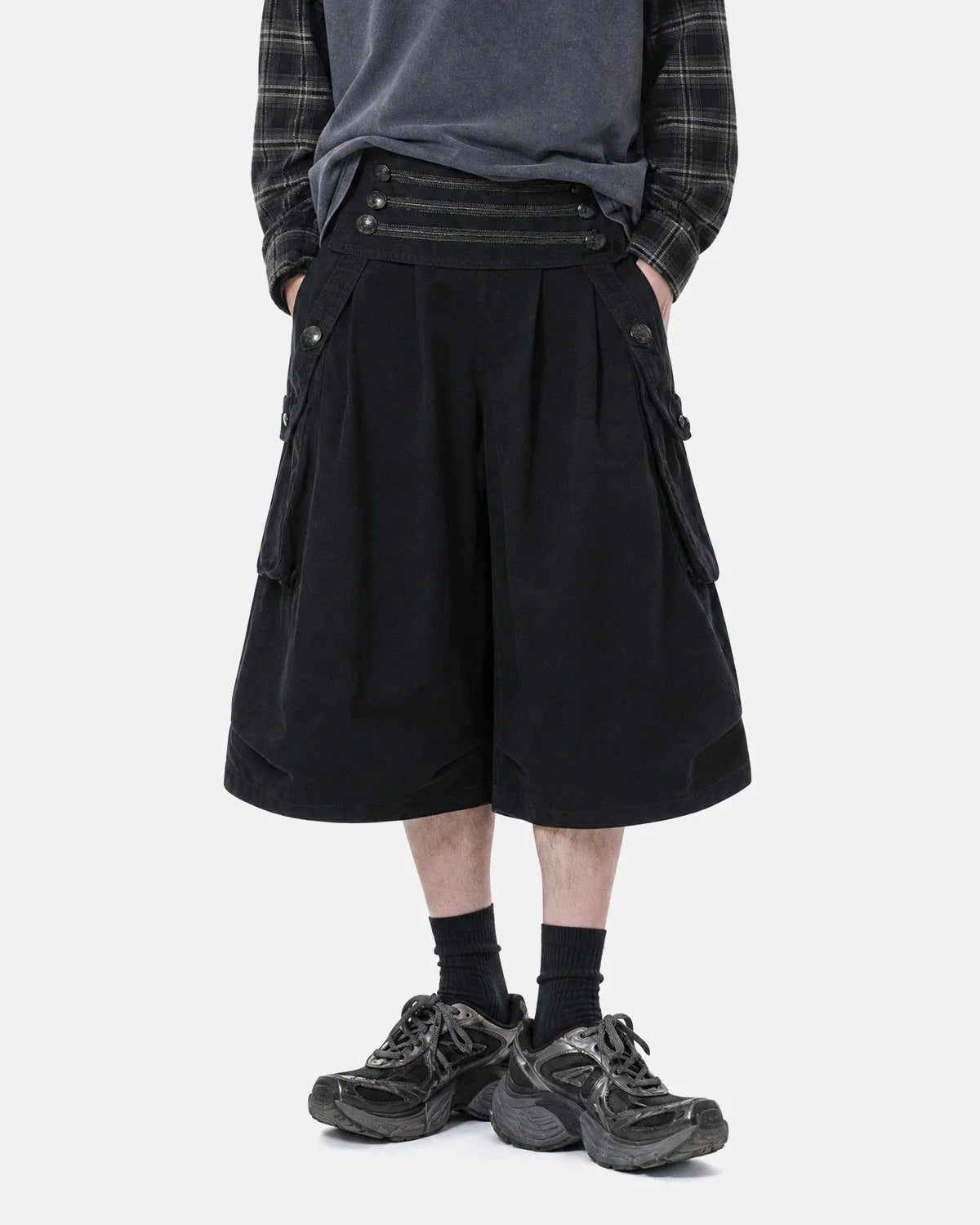 Omygoods Metal Button Longline Cargo Shorts