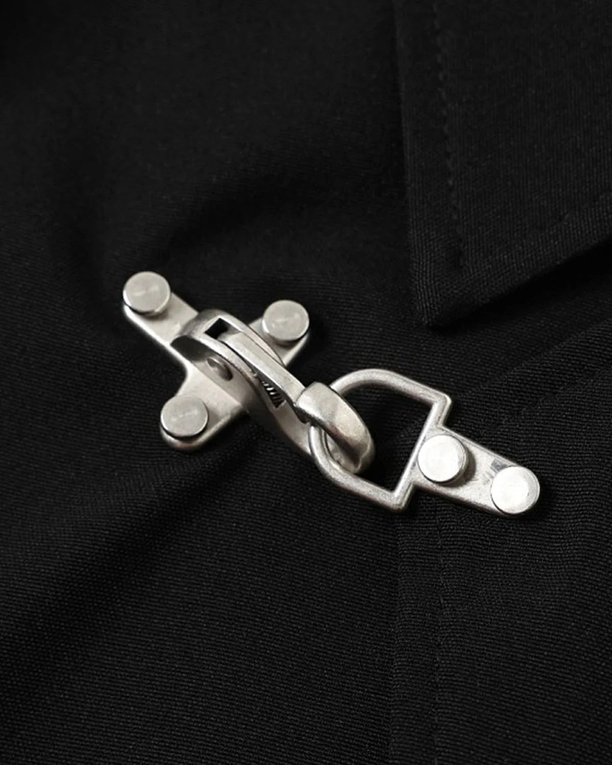 Omygoods Metal Clasp Boxy Zip Up Jacket