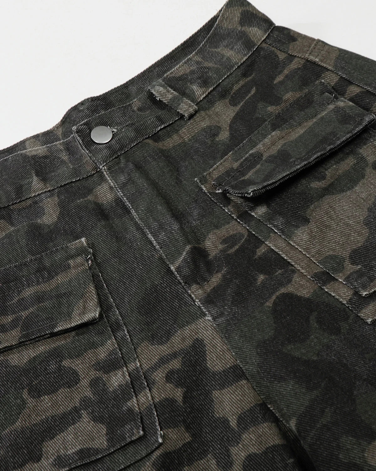 Omygoods Multi Pockets Camo Cargo Pants
