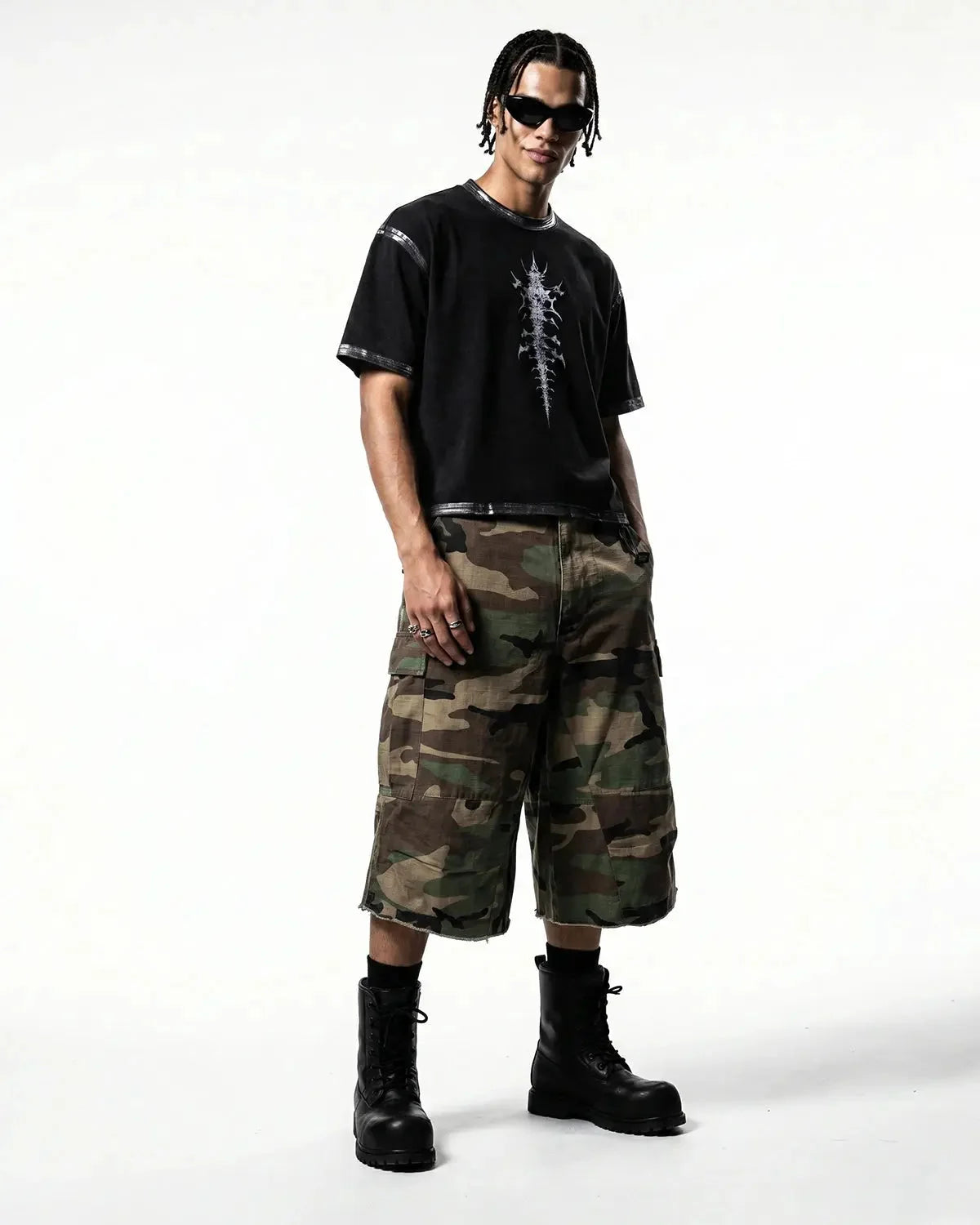 Omygoods Oversized Camo Cargo Longline Shorts