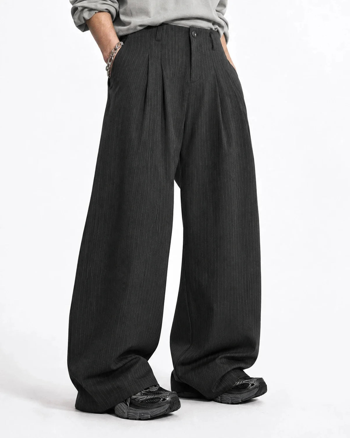 Omygoods Pinstripe Pleated Barrel Tailored Pants