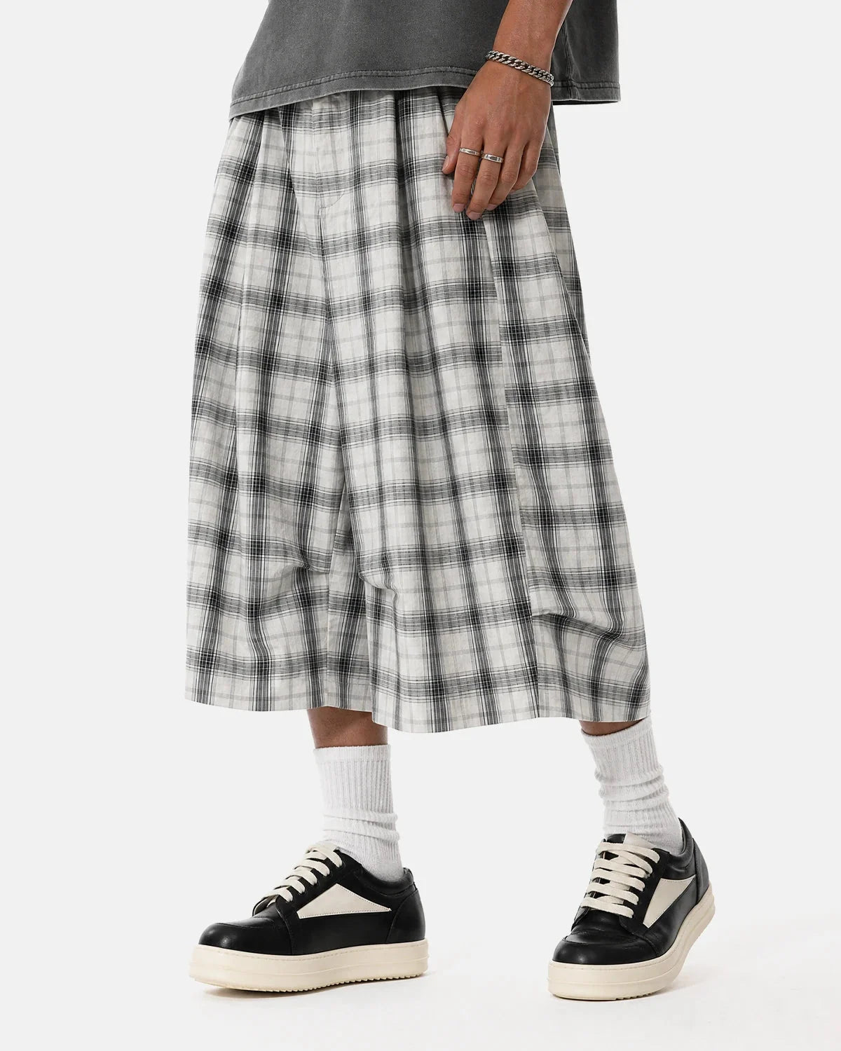 Omygoods Plaid Longline Casual Shorts