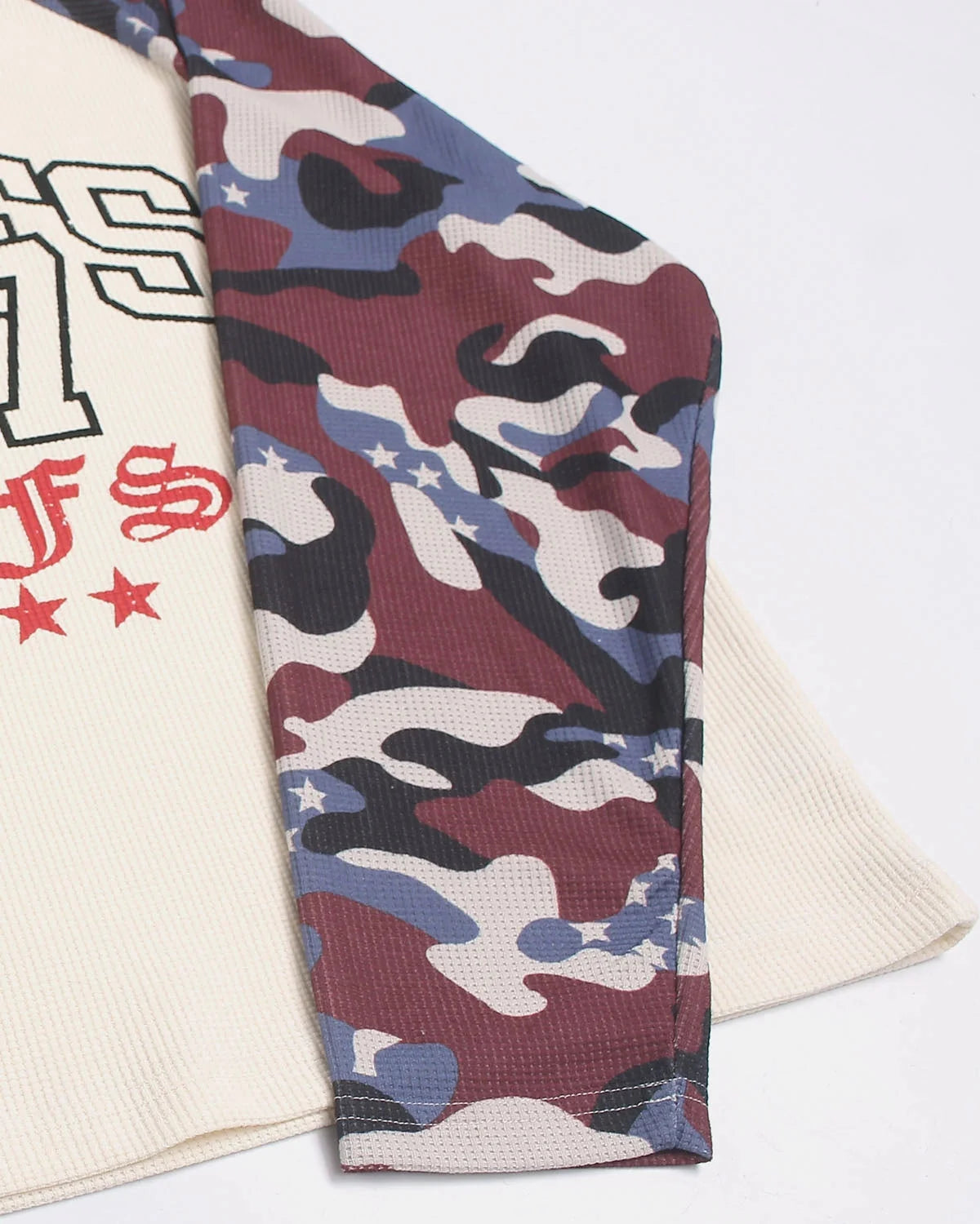 Omygoods Retro Graphic Camo Raglan Waffle T-Shirt