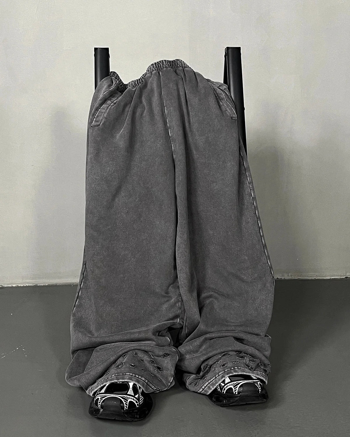 Omygoods Ripped Acid Wash Sweatpant