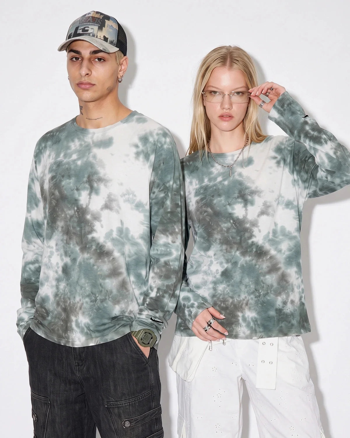 Omygoods Spiral Tie-Dye Wool Blend Long Sleeve T-Shirt