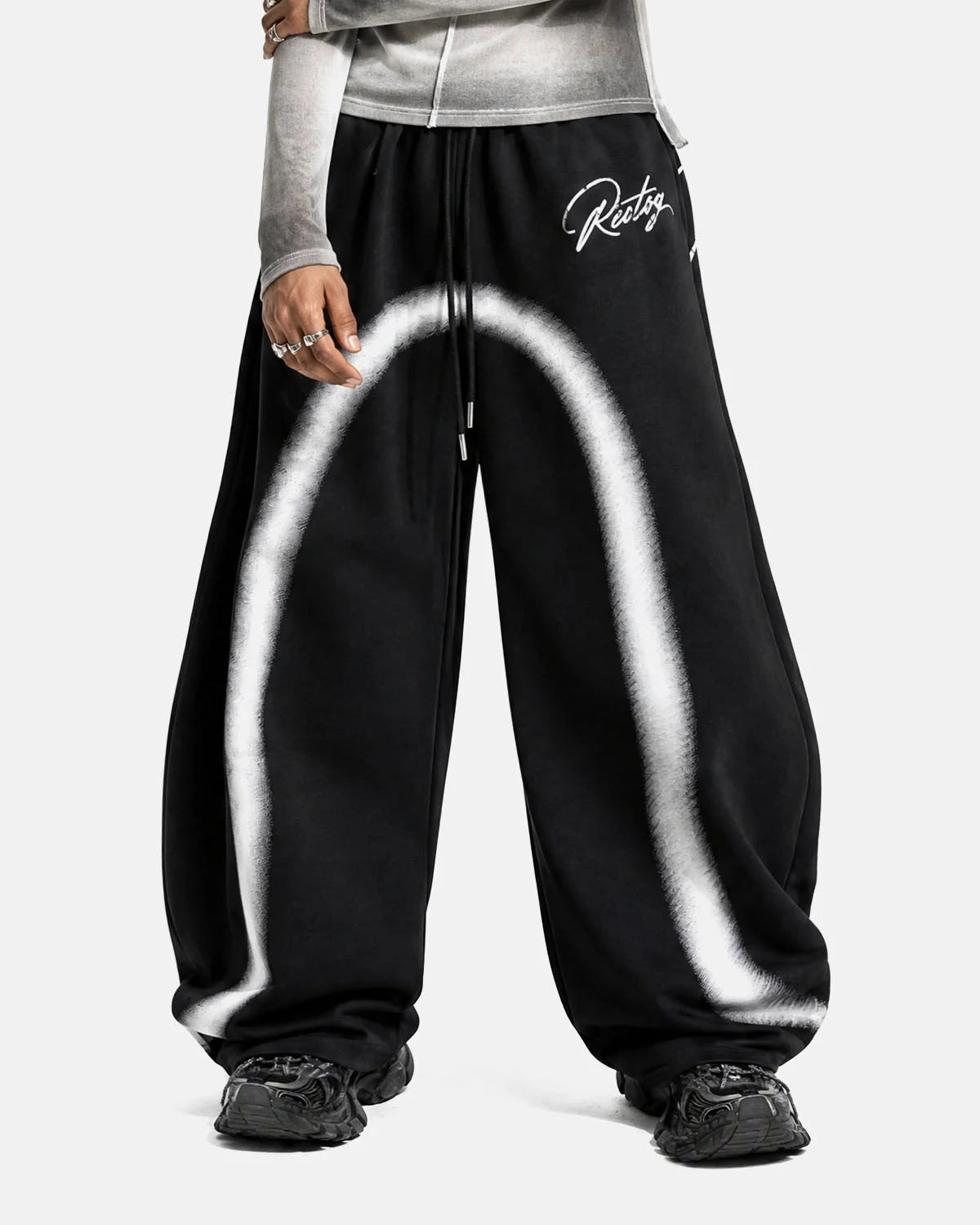 Omygoods Spray Graphic Barrel Sweatpants