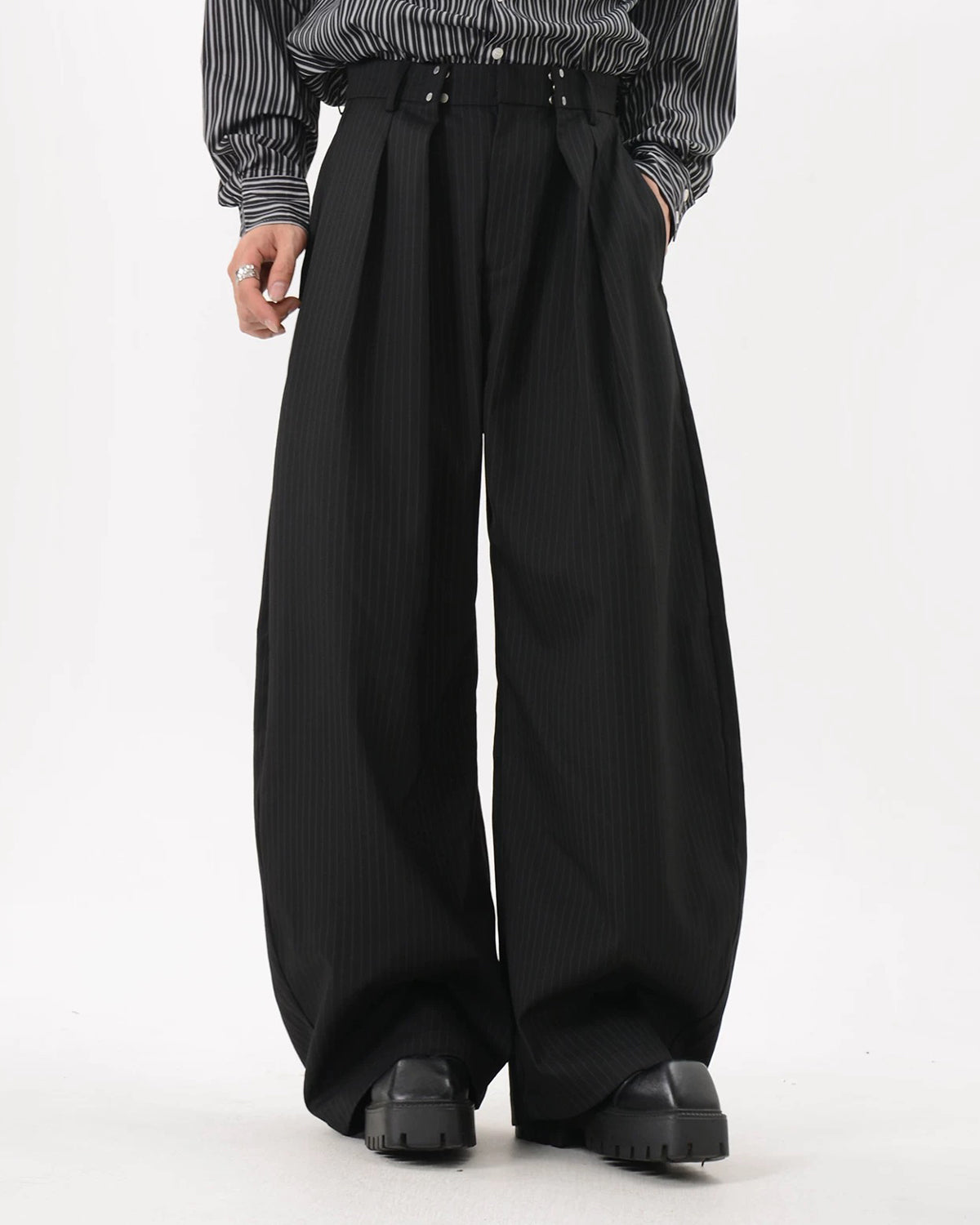 Omygoods Black Striped Barrel Suit Pant