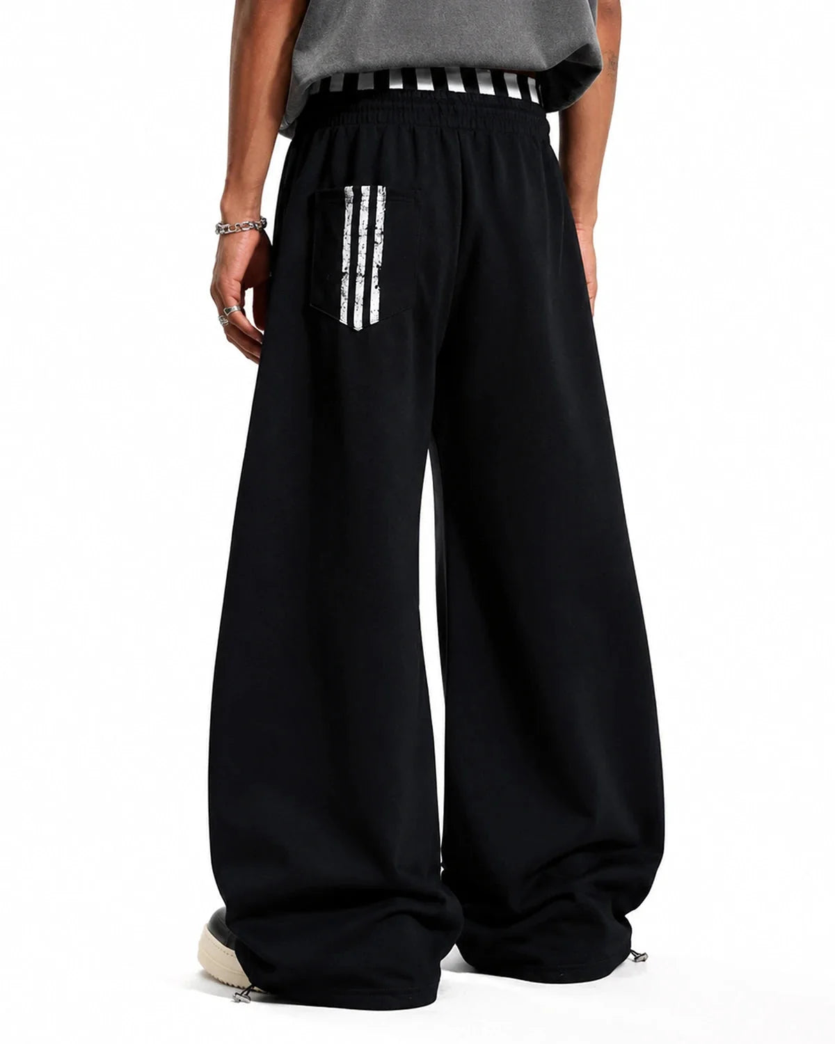 Omygoods Striped Graphic Barrel Sweatpants