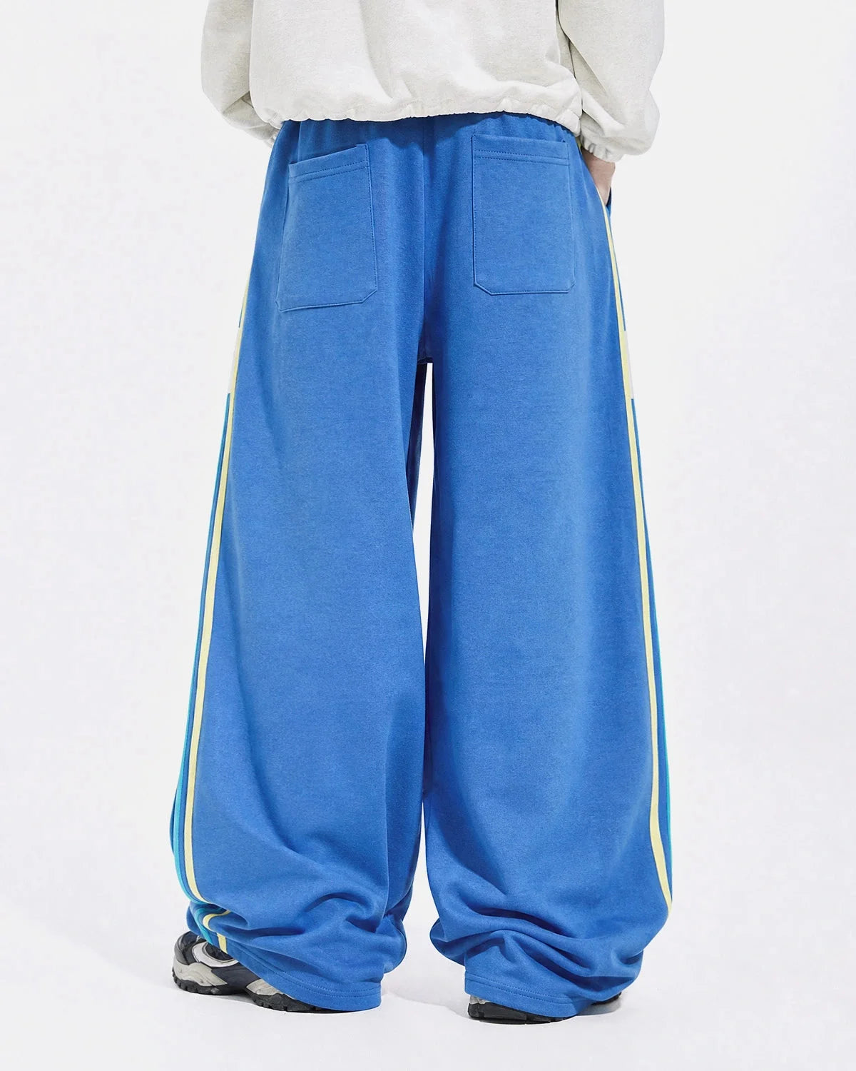 Omygoods Contrast Stripe Barrel Sweatpants