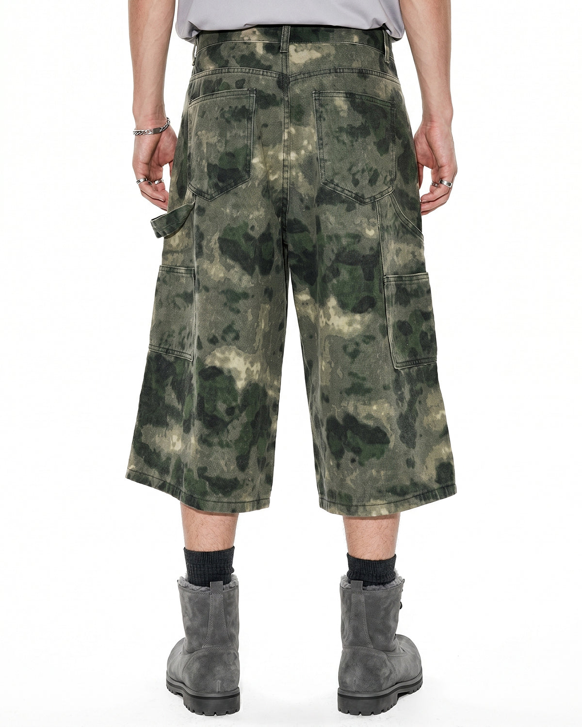 Omygoods Washed Camo Cargo Longline Shorts