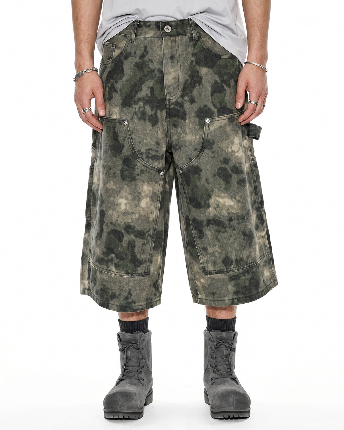 Omygoods Washed Camo Cargo Longline Shorts