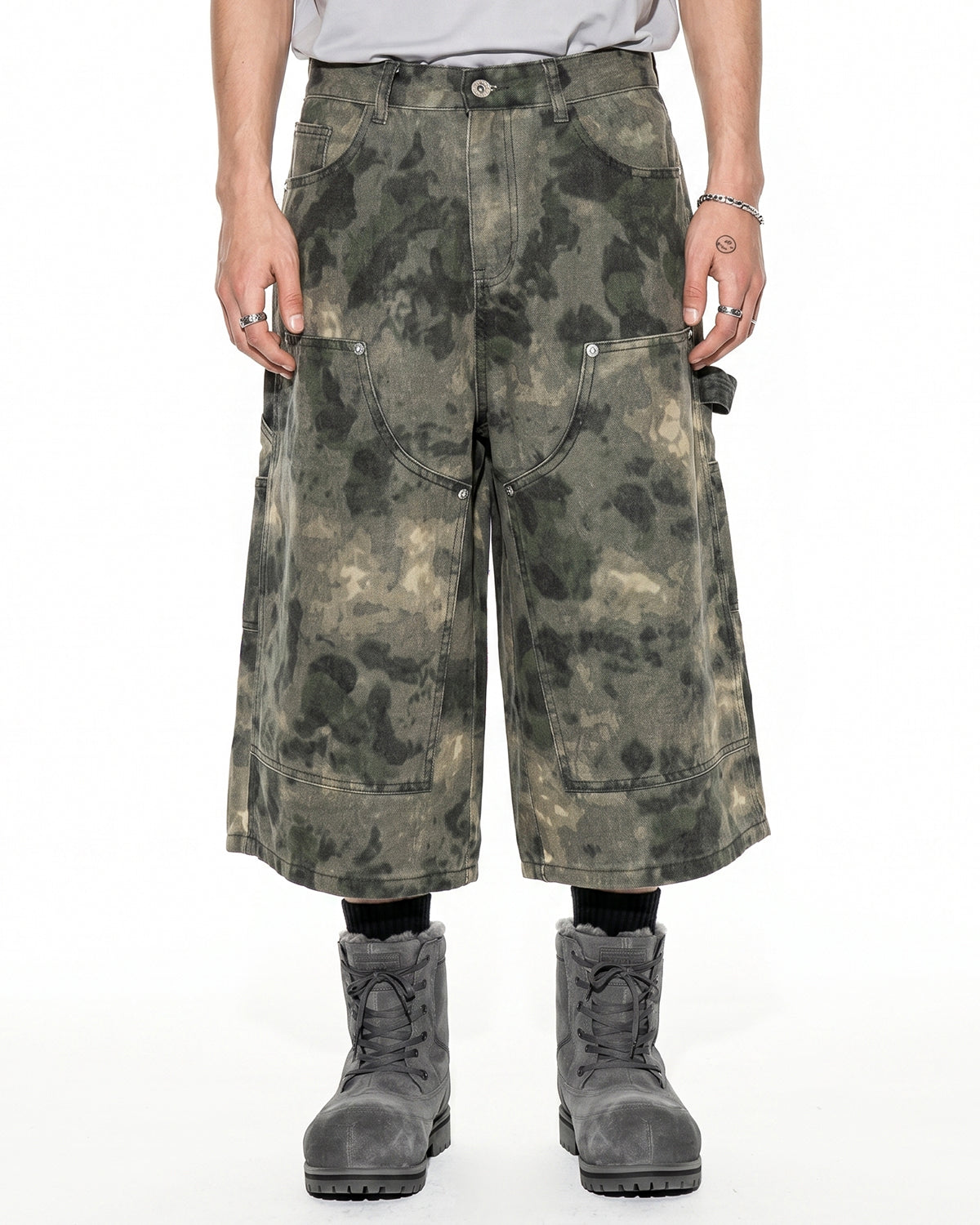 Omygoods Washed Camo Cargo Longline Shorts