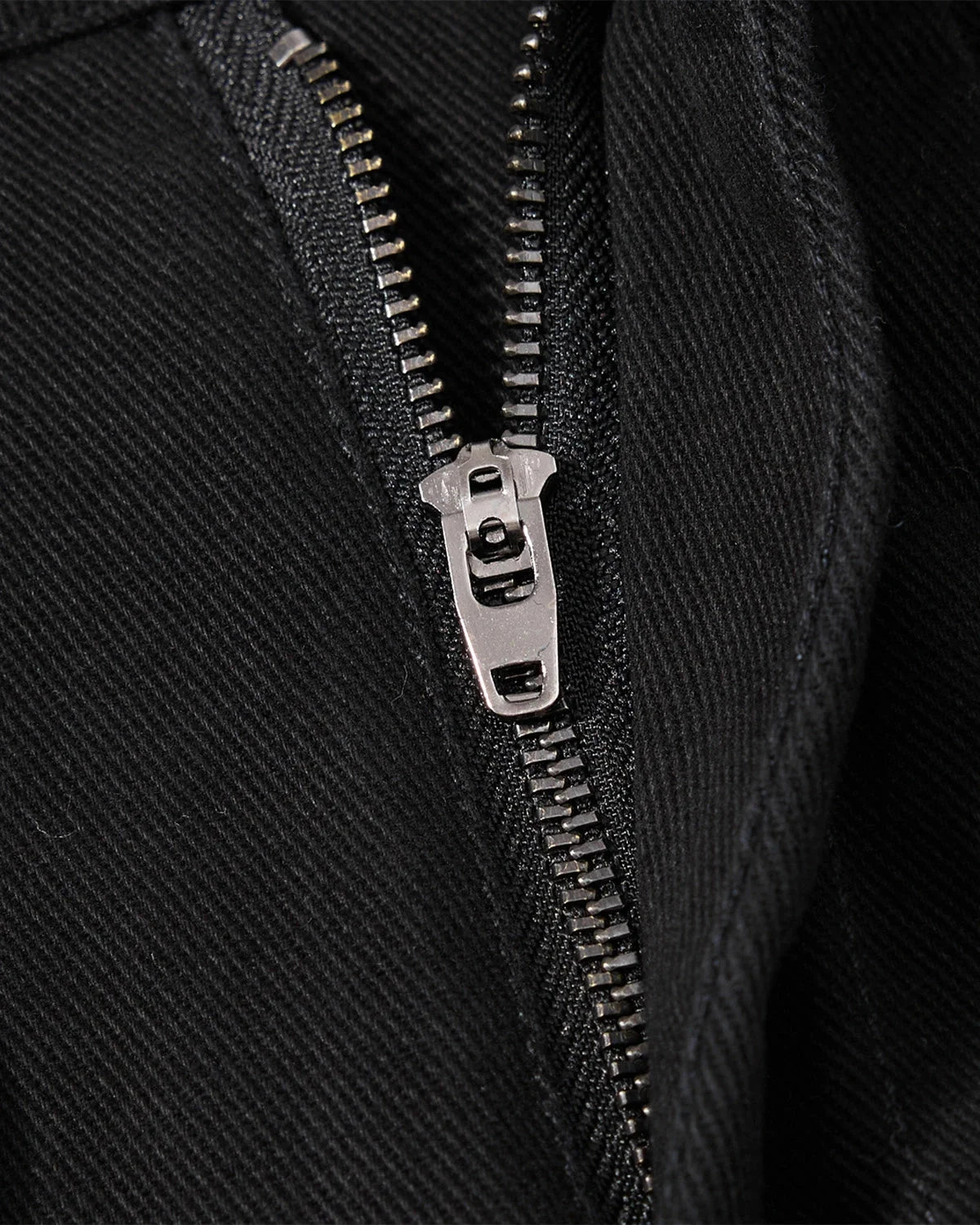 Omygoods Metal Clasp Barrel Cargo Pants