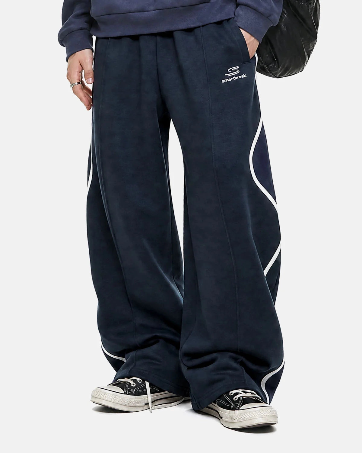 Omygoods Wave Stripe Wide-Leg Sweatpants