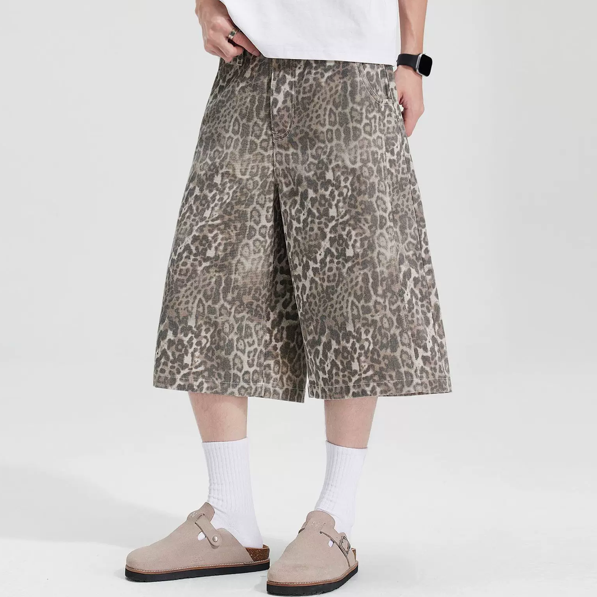 Vintage Leopard Cargo Shorts - OMYGOODS